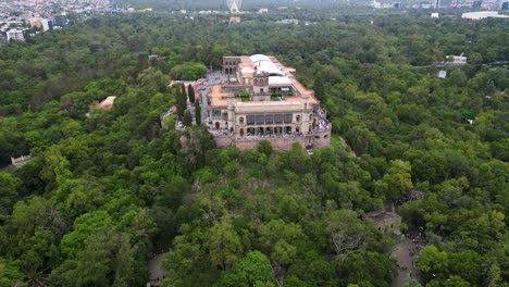 Historical-marvel:-A-bird's-eye-view-of-Chapultepec-Castle-in-the-woods
