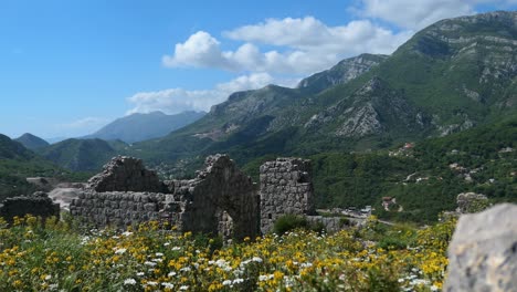 Picturesque-mountain-view-with-ruins-of-old-fortress
