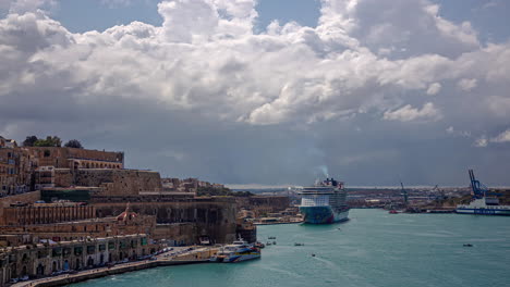Zeitrafferaufnahme-Des-Hafens-Von-Valletta,-Statische-Weitwinkelaufnahme