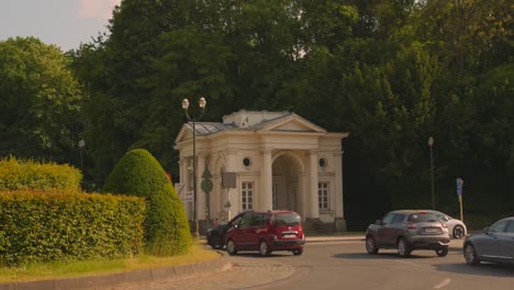 Former-Toll-Pavillion-at-the-Entrance-of-Bois-de-la-Cambre,-Brussels,-Belgium-Wide