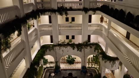 Im-Lasenta-Boutique-Hotel-Bei-Nacht-In-Hoi-An,-Vietnam