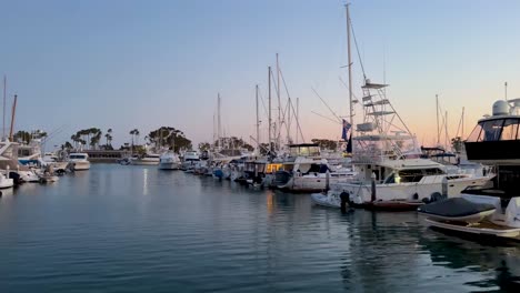 Dana-Point-Harbor-is-a-picturesque-coastal-destination-located-in-Southern-California,-USA