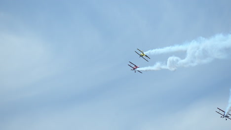 Acrobacias-Espectaculares-En-El-Pacific-Gold-Coast-Air-Show