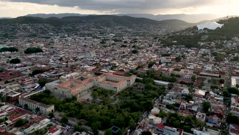 Oaxaca's-peaks-and-landmark:-aerial-view-of-Santo-Domingo-church-and-exconvent-at-Oaxaca-City,-Mexico