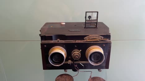 Frühe-Zweiäugige-Spiegelreflexkamera,-Antike-Kamera