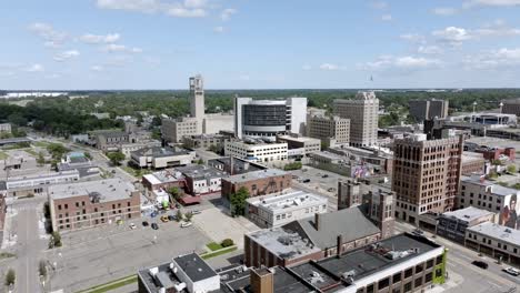Pontiac,-Michigan-downtown-skyline-with-drone-video-moving-sideways