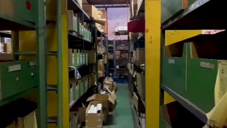 Corridor-in-Material-storage-racks-in-warehouse