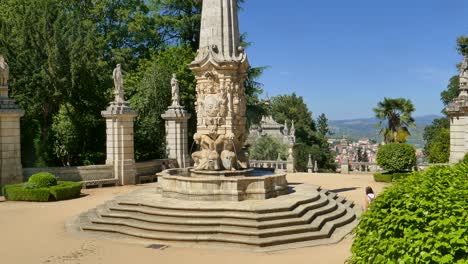 Monumento-Del-Santuario-De-Nuestra-Señora-De-Los-Remedios-En-Lamego,-Portugal