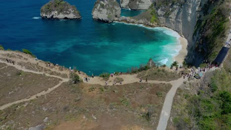 Explore-the-hidden-coves-and-dramatic-vistas-of-Diamond-Beach,-Discover-Diamond-Beach-With-its-ivory-sands,-crystalline-waters,-iconic-rock-formations,-and-true-tropical-paradise
