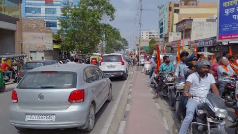 street-rally-of-local-leader-on-hinduism-and-against-corruption-of-government-affecting-traffic-video-is-taken-at-jodhpur-rajasthan-india-on-Aug-13-2023