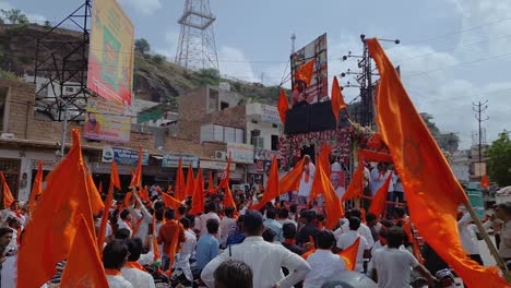 Manifestación-Callejera-De-Un-Líder-Local-Sobre-El-Hinduismo-Y-Contra-La-Corrupción-Del-Gobierno-Durante-El-Día.-El-Video-Se-Toma-En-Jodhpur,-Rajasthan,-India,-El-13-De-Agosto-De-2023.