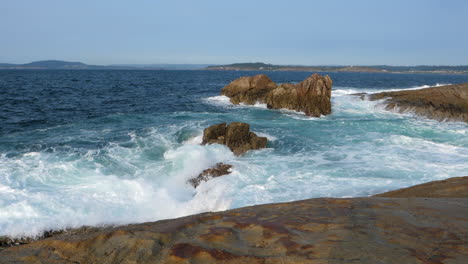 Seascape-with-Rough-Waves-Breaking-on-the-Rocky-Shore,-Sunny-Day-SLOMO