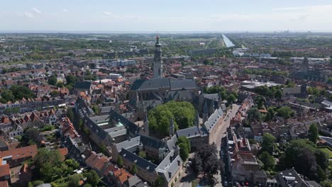 Aerial-push-in-of-Middelburg's-old-City-Centre-with-medieval-architecture