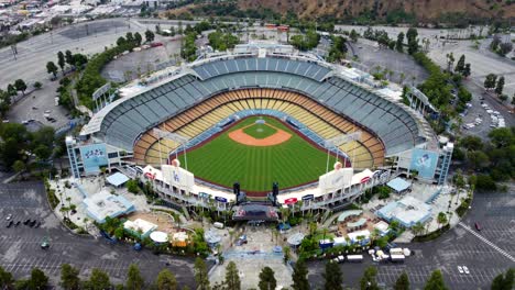 Luftdrohnenaufnahme-Des-Baseballstadions-Der-Los-Angeles-Dodgers-Major-League