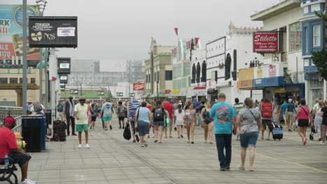 Atlantic-City,-New-Jersey-Boardwalk-on-Overcast-Day