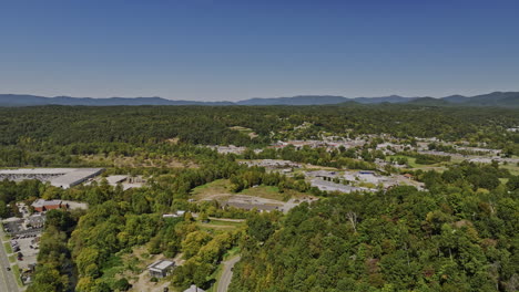 Ellijay-Georgia-Aerial-v1-panoramic-panning-view-drone-flyover-highway-route-76-capturing-charming-townscape-and-beautiful-views-of-mountain-landscape---Shot-with-Mavic-3-Cine---October-2022
