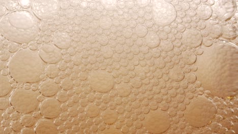 Drink-with-fizzing-air-bubbles