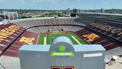 Estadio-Huntington-Bank-De-La-Universidad-De-Minnesota