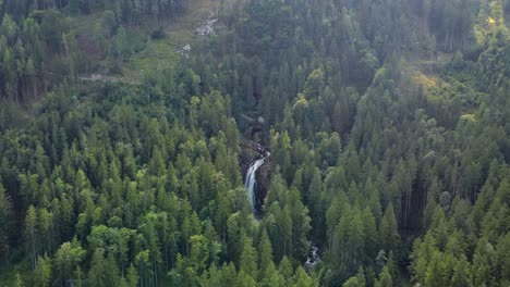 Gollinger-waterfall-bird's-eye-view,-Austria,-nature,-outdoor,-dolly-out,-day