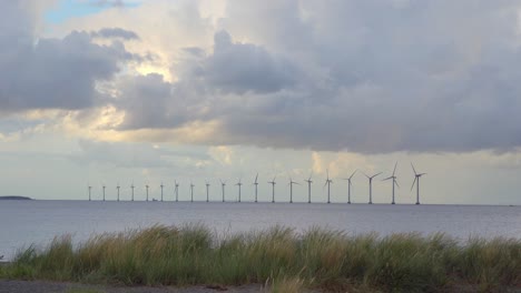 Offshore-wind-turbines-in-Copenhagen,-Denmark