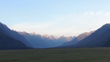 Neuseeland-Bergwiesenlandschaft