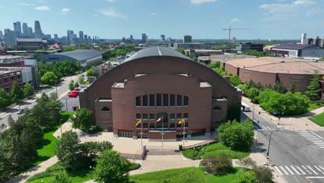 Williams-Arena-Y-Pabellón-Maturi-En-La-Universidad-De-Minnesota