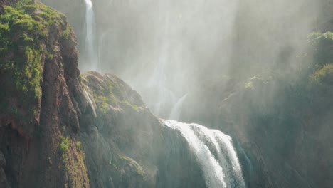Weitwinkelansicht-Der-Wasserfälle-In-Ouzoud,-Marokko