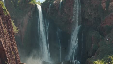 Detail-view-of-waterfalls-in-Ouzoud,-Morocco