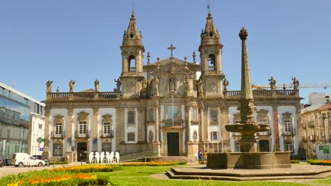 Iglesia-De-San-Marcos-En-Largo-Carlos-Amarante-En-Braga-Porto