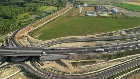 Moderne-Autobahn-In-Rumänien-Nach-Der-Überquerung-Der-Braila-Brücke