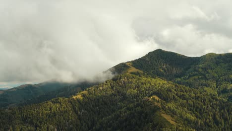Wolken-Und-Nebel-über-Den-Oquirrh-Bergen-In-Utah---Zeitraffer