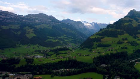 Atemberaubende-Luftaufnahmen-Von-Genf,-Schweiz