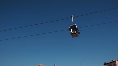 Aerial-Tramway-in-the-Alps-Mountains-Switzerland