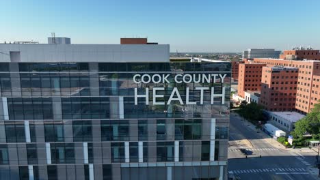 Cook-County-Health-Medical-Center-In-Der-Innenstadt-Von-Chicago,-Illinois