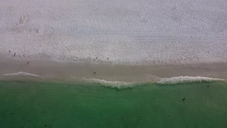 Okaloosa-Island-with-an-empty-Beach-during-morning-in-Destin-Fort-Walton-Beach,-Florida