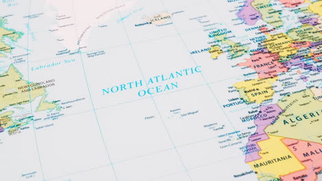 Close-up-of-the-word-North-Atlantic-Ocean-on-a-world-map-with-the-detailed-name-of-the-capital-city
