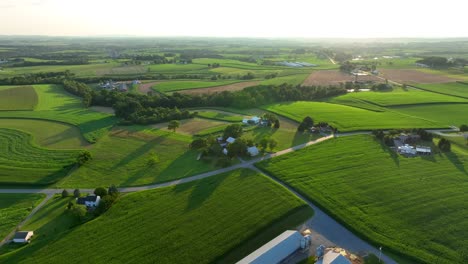 Summer-sunset-over-green-fields-in-rural-USA