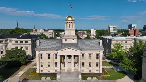 Iowa-Altes-Kapitolgebäude-An-Der-Universität-Von-Iowa