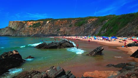 Time-lapse-of-people-enjoying-a-day-at-the-Beach