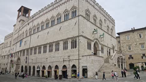 A-look-around-the-Piazza-IV-Novembre-in-Perugia,-Province-of-Perugia,-Italy