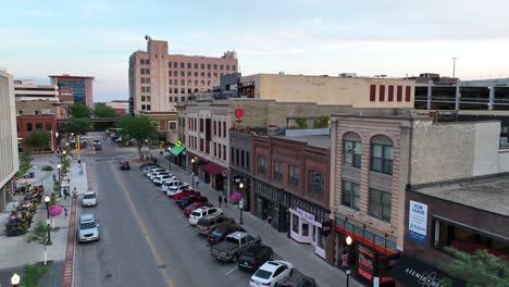 Downtown-shops,-stores,-and-buildings-in-Fargo,-North-Dakota