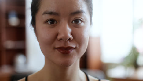 Close-up-view-of-asian-woman