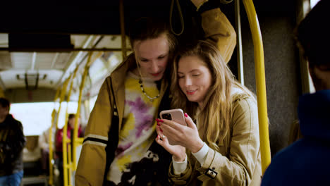 Young-people-in-the-bus