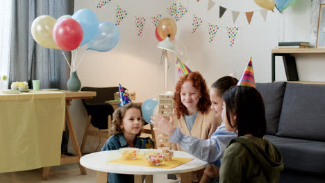 Niños-En-Fiesta-De-Cumpleaños