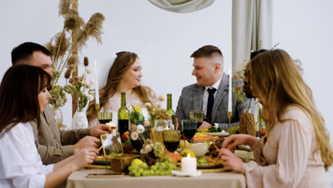 People-enjoying-the-banquet