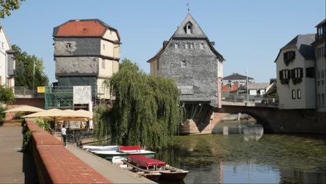 Iconic-and-Historical-Bridge-Houses-at-the-Nahe-River-in-Bad-Kreuznach