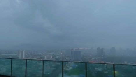 Rainy-Season-In-Bangkok,-Thailand
