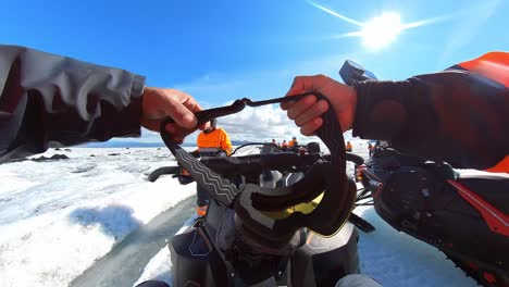 getting-ready-to-go-snowmobiling-in-Langjökull-glacier