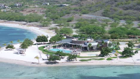 Vista-Panorámica-De-Puntarena-Casa-Club,-Bani-En-República-Dominicana