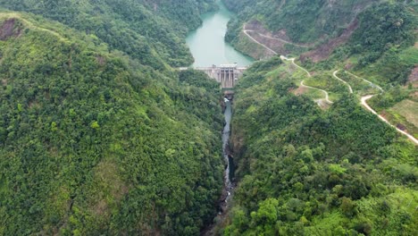 Water-reservoir-and-Dam-at-the-Ha-Giang-Loop,-high-in-the-North-of-Vietnam